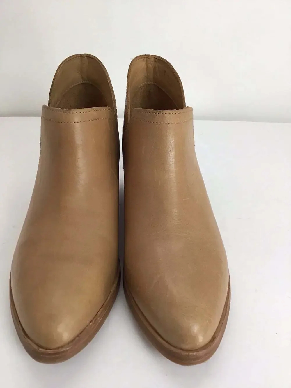 Nisolo NWOT Mia Everyday 100% Leather Ankle Bootie Women’s Almond Tan Size 7